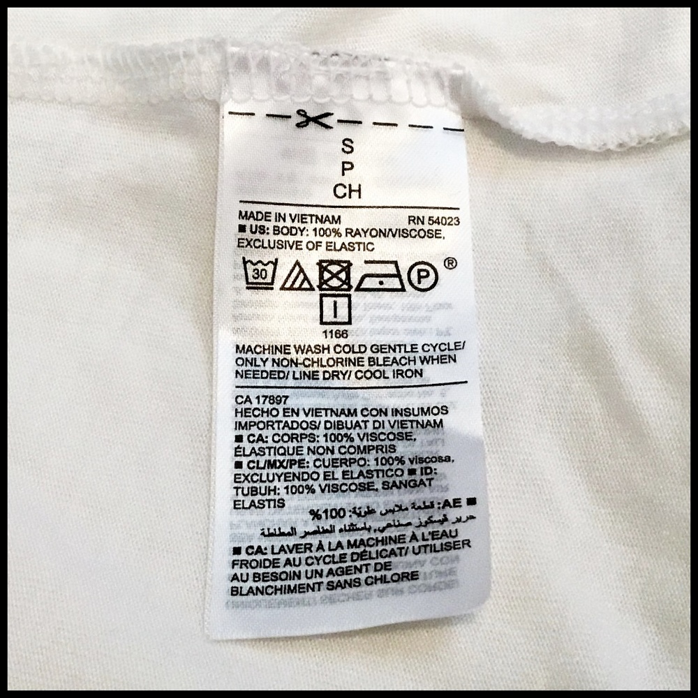 Old Navy White Off Shoulder Top - Picture 5 of 5